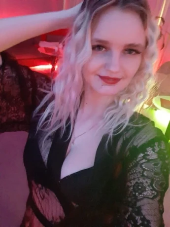 Neu! Sexy Alena bei Club EXZELLENT — 4 / 5