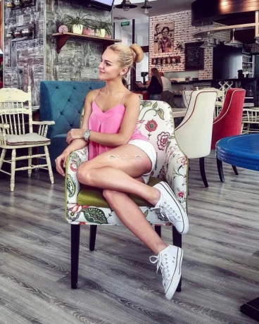 Aleksandra — 5 / 10