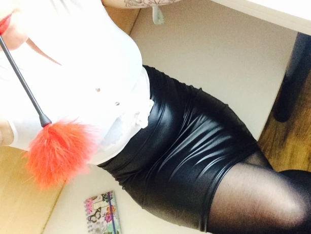 louisa Smith — 15 / 16