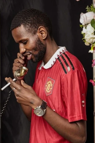 Coco Brian — 1 / 6