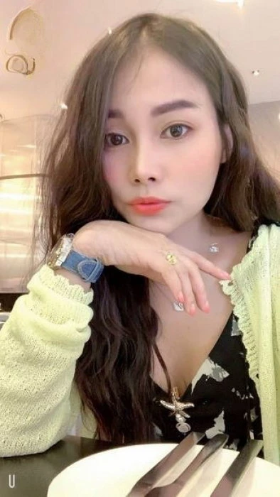 Pinky, Escort, Bangkok
