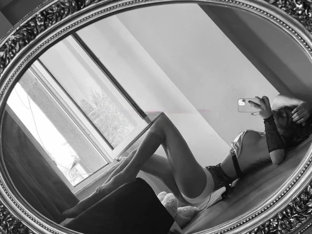 Elena Russian — 10 / 12