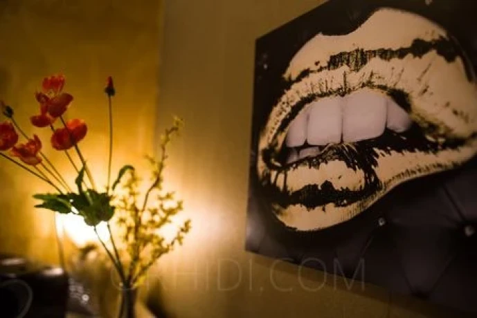 Glamour-Massage-Frankfurt — 17 / 20