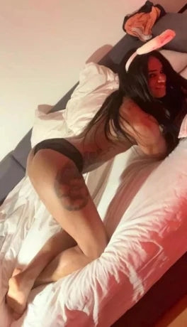 Transsexuel Very Horny For You — 3 / 4