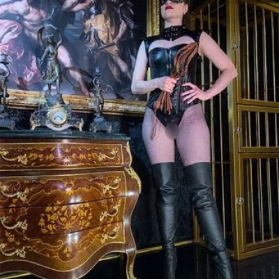 Absolute Levana - Studio Atelier du Bon, Escort, Offenbach