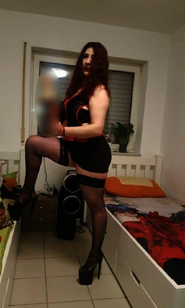Pamela, Escort, Neu-Ulm