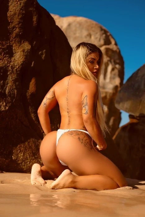 Rubia Hoffman, Escort, Graz