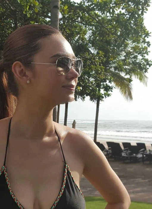 Yuki, Escort, Manila
