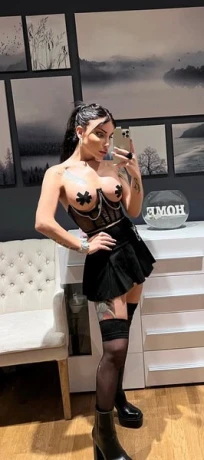 Ts Turkish Queen Melissa — 7 / 18