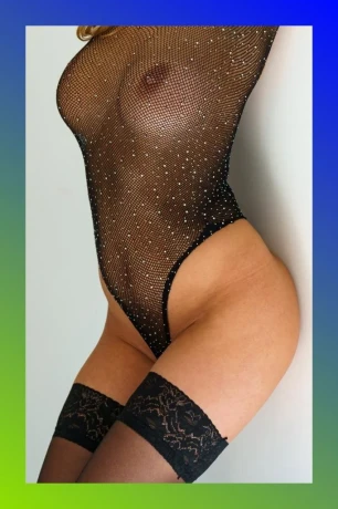 Lauren002 — 3 / 10