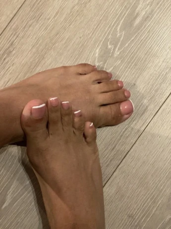 TS Alexa Bastidas — 19 / 21