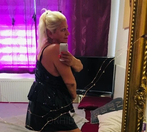 Deutsche Larizza, KS privat — 10 / 15