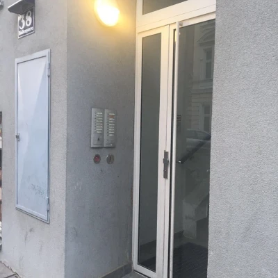 384819, Escort, Vienna