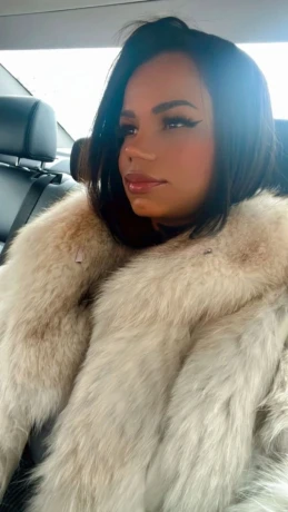 Lisa brunet — 9 / 11