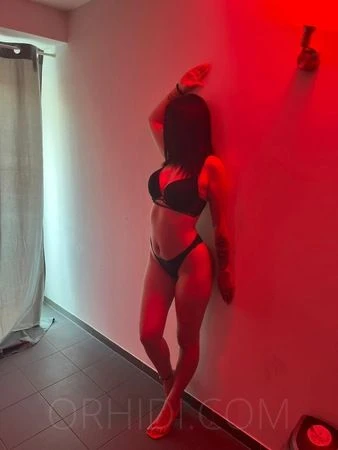 Daiana — 4 / 5