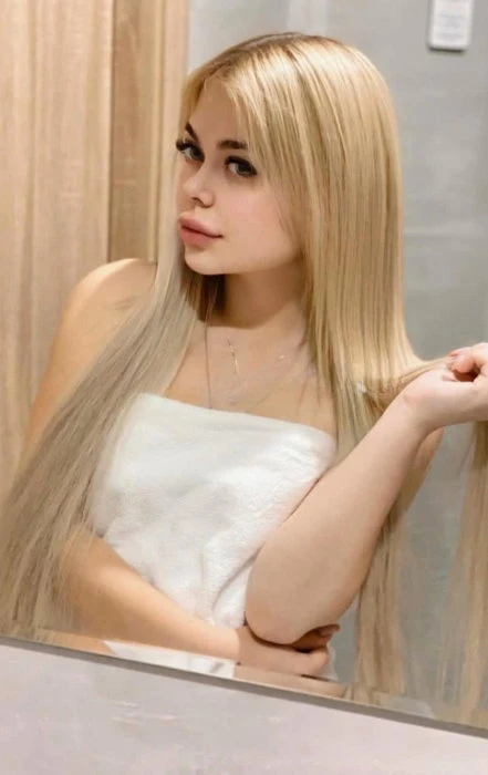 Jenia — 4 / 5