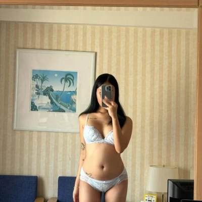 Khun, Escort, Singapore