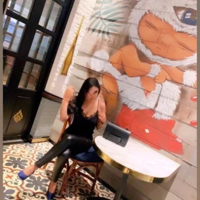 Julia Dewi, Escort, Denpasar