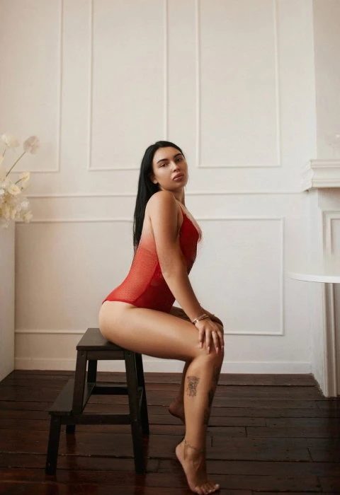 Xenia — 2 / 5