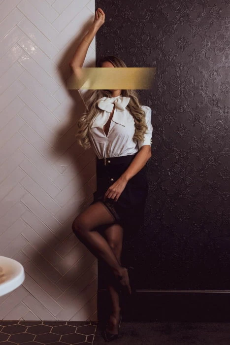 Noa — 7 / 8