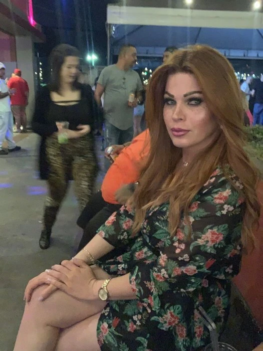 Angelinna Angell, Escort, Paris