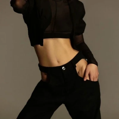 Cynthia, Escort, Bradford