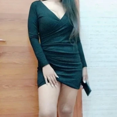 Minha, Escort, Doha