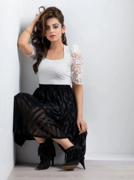 Zanib, Escort, Dubai