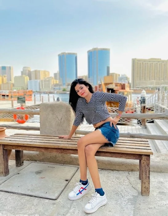 Annie, Escort, Doha
