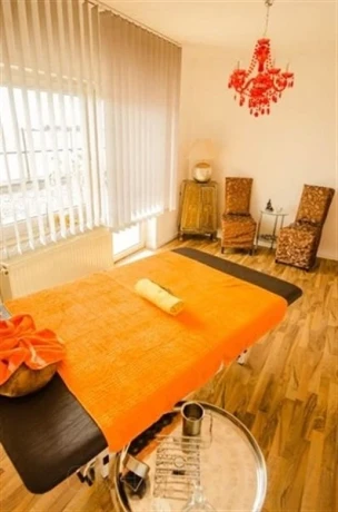 China- Japan-Massage — 4 / 14