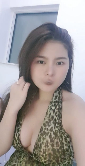 Quy, Escort, Dubai