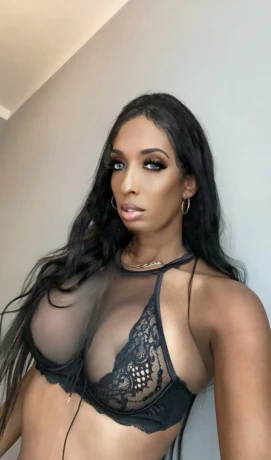 Miranda Nicol — 10 / 12