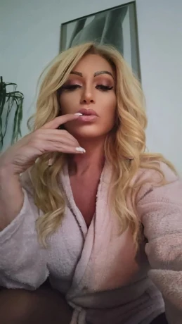 Ts Vanessa Bacardy — 9 / 12