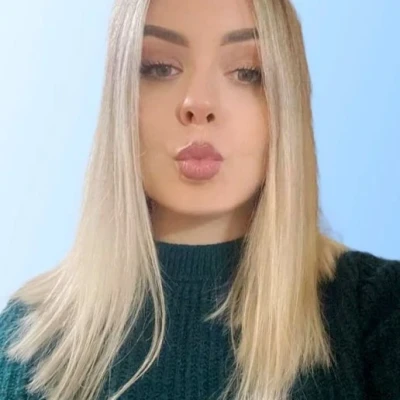 Dora, Escort, Verona