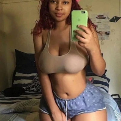 Silvia, Escort, Ahmadi