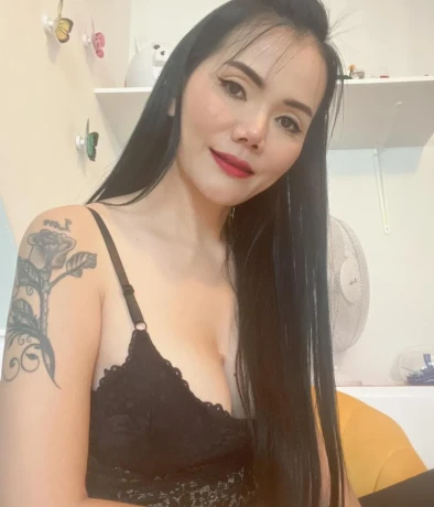 Thaigirl Patty Thaimassagen Zaertliche Sehr Huebsche Thai In Emmenbruecke — 2 / 5