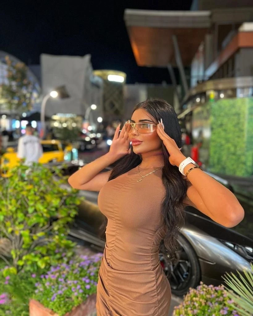 Kiki Barbie — 6 / 12