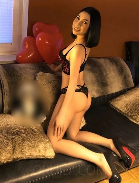 Candy — 2 / 8