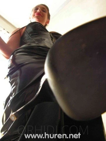 Lady Farah - Die Domina, Escort, Bruchsal