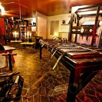 Heaven&Hell Domina Erotikhaus, Escort, Karlsruhe