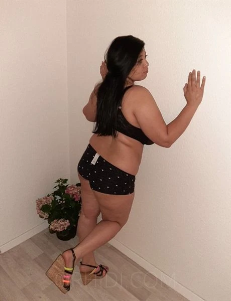 Pamela — 4 / 5