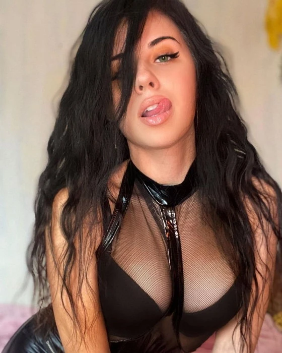 Love, Escort, Ashdod