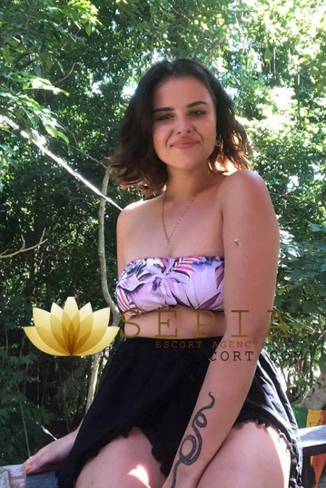 Frida, Escort, Munich