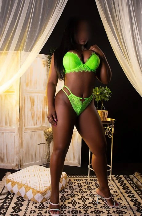 Naomi — 7 / 8