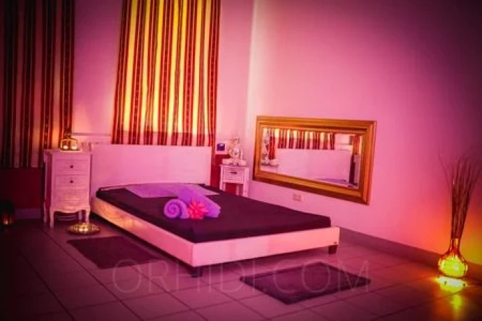 Tantra Deluxe Regensburg — 12 / 15