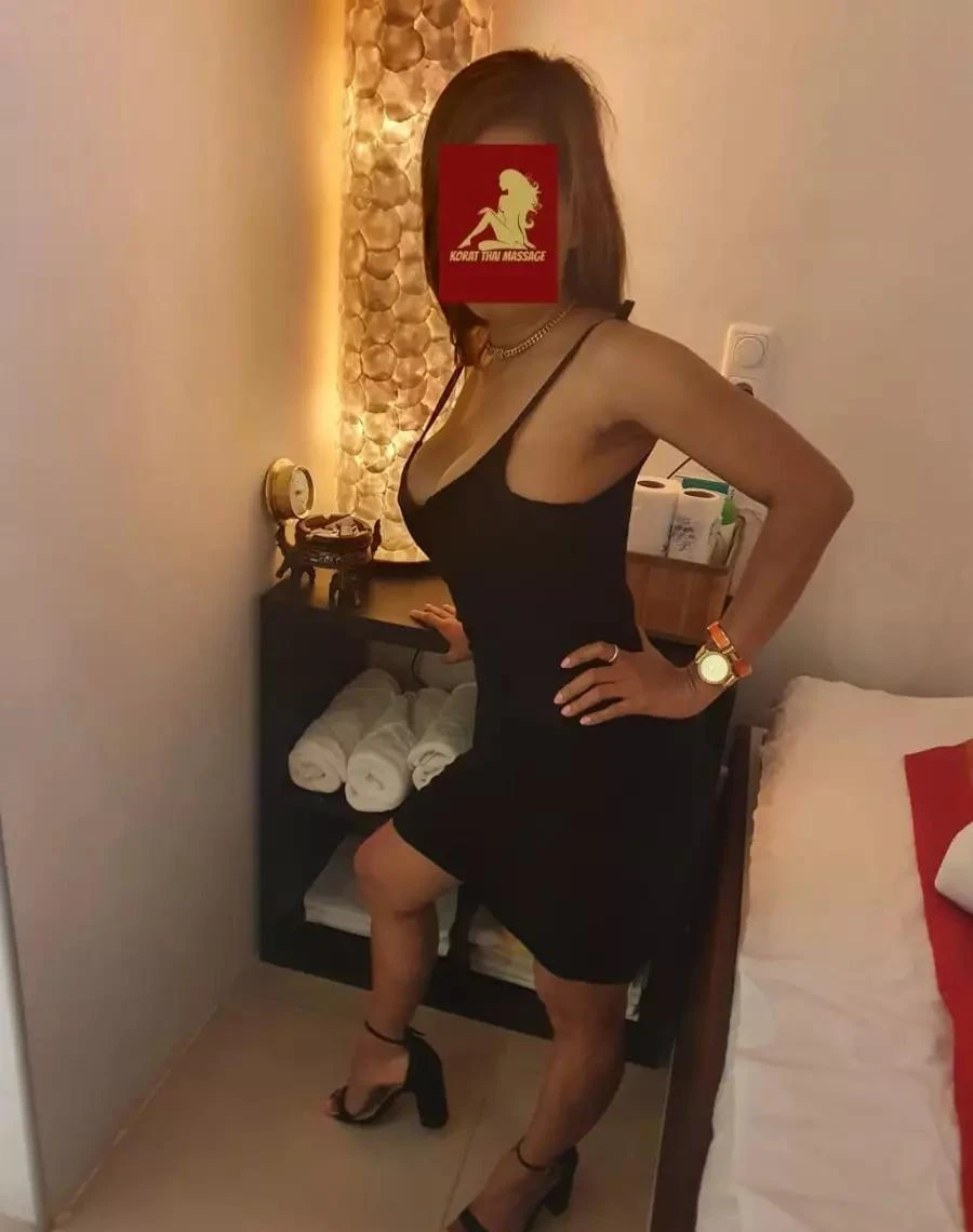 Thaise Soda Geeft Heerlijke Penis Massage Bij Korat, Escort, Rotterdam