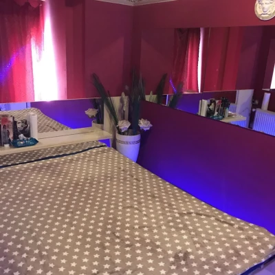 8257, Escort, Vienna