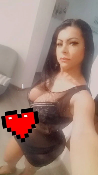Esther, Escort, Funchal