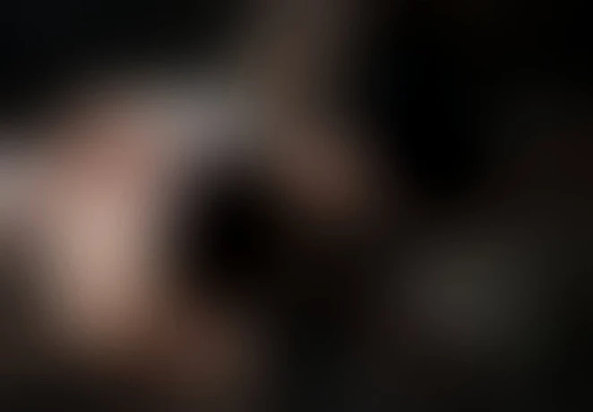 Adelle Leonella — 5 / 9