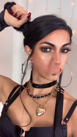 Miss Bella Angel — 37 / 41